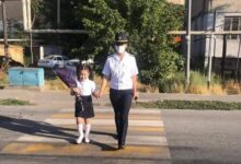 Photo of Шымкенттік полицейлер балаларға жол жүру ережелерін үйретуде