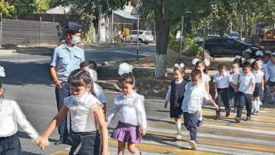 Photo of Шымкенттік полицейлер балаларға жол ережесін үйретуде