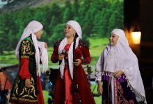 Photo of ӨНЕР МЕН РУХАНИЯТТЫҢ ҰЛЫ ШЕРУІ: ТҮРКІСТАНДА «ӨНЕРЛІ ӨЛКЕ ФЕСТИВАЛІ ӨТТІ