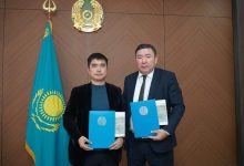 Photo of БӘЙДІБЕК АУДАНЫНДА КҮН ЭНЕРГИЯСЫН ДАМЫТУ ЖӨНІНДЕГІ ІРІ ИНВЕСТИЦИЯЛЫҚ ЖОБАҒА МЕМОРАНДУМ ЖАСАЛДЫ
