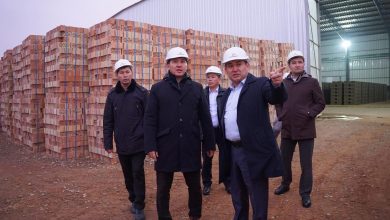 Photo of ТҮРКІСТАН: САУДА ЖӘНЕ ИНТЕГРАЦИЯ ВИЦЕ-МИНИСТРІ ӨҢІРДЕГІ КӘСІПОРЫНДАРДЫ АРАЛАП, БИЗНЕС ӨКІЛДЕРІМЕН КЕЗДЕСТІ – ИНВЕСТИЦИЯЛЫҚ КЛИМАТ ЖӘНЕ ӨҢІРЛІК ИНДУСТРИЯНЫ ДАМЫТУ