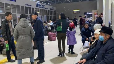 Photo of ДУБАЙДАҒЫ ҚАЗАҚСТАНДЫҚТАРДЫҢ ЖАНАЙҚАЙЫ: РЕЙСТЕР ТОҚТАДЫ, ҚОНАҚҮЙЛЕР ШЫҒАРУДА