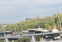 Photo of АСТАНАДА КӨПІР ҮСТІНДЕ ЕКІ АВТОБУС СОҚТЫҒЫСТЫ