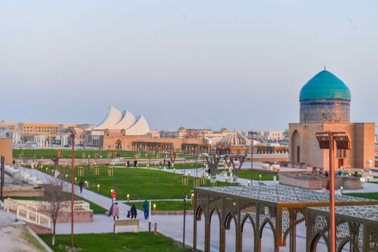 Пенис ұзартқыш қосымшалар: ұзартулары бар секс бейнелері