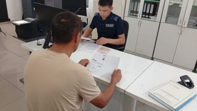 Photo of ҚЫЗМЕТ АЛУШЫЛАР КҮНІ- ХАЛЫҚ ПЕН БИЛІК АРАСЫНДАҒЫ СЕНІМ КӨПІРІ