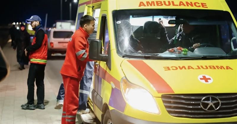 Құрбым екеуміз әйелімді саунада жаттық.