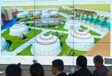 Photo of ТҮРКІСТАНДА ҚАЗАҚЫ ҮЛГІДЕГІ КИІЗ ҮЙЛЕРМЕН КӨМКЕРІЛГЕН ҚОНАҚҮЙ САЛЫНАДЫ: ӨҢІРДЕ СӘУЛЕТТІК ЖОБАЛАР ЖАҢАРТЫЛУДА