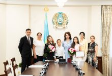 Photo of АИДА БАЛАЕВА ЖАС ӨНЕРПАЗДАРДЫҢ ЖЕҢІСІН ЖОҒАРЫ БАҒАЛАДЫ