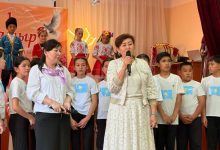 Photo of «КІТАП ОҚИТЫН ҰЛТ»: БАУЫРЖАН МОМЫШҰЛЫНЫҢ МҰРАСЫН ДӘРІПТЕГЕН БІЛІМ САЙЫСЫ